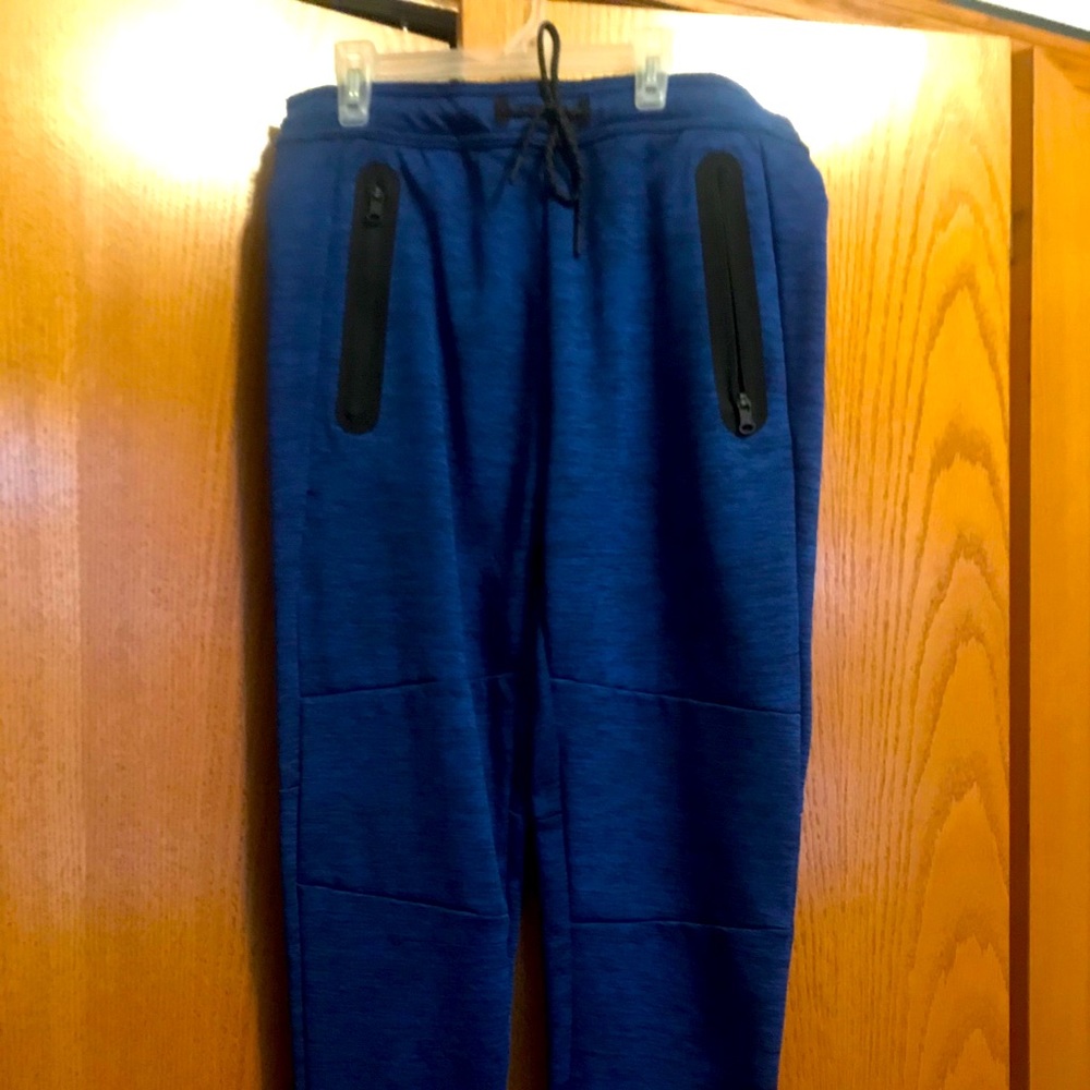 American eagle joggers